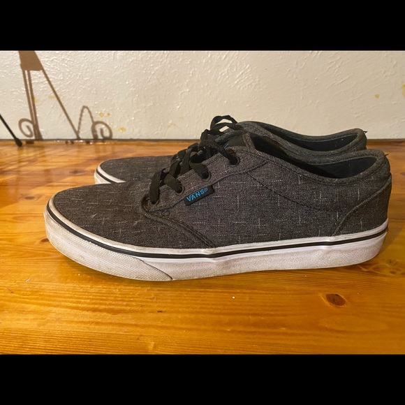 Vans size 8 skateboarding shoes. Lightly used - Picture 5 of 5